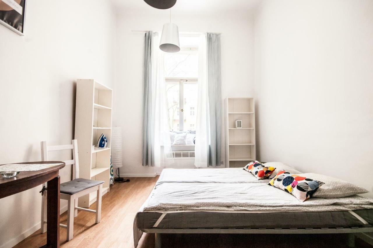 Apartment In The Center Of Варшава Екстериор снимка
